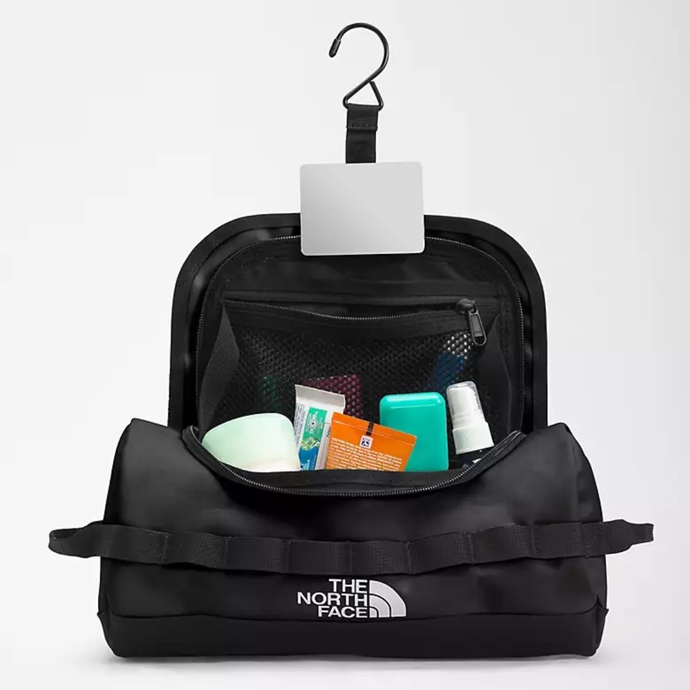 North Face travel canister. NEW